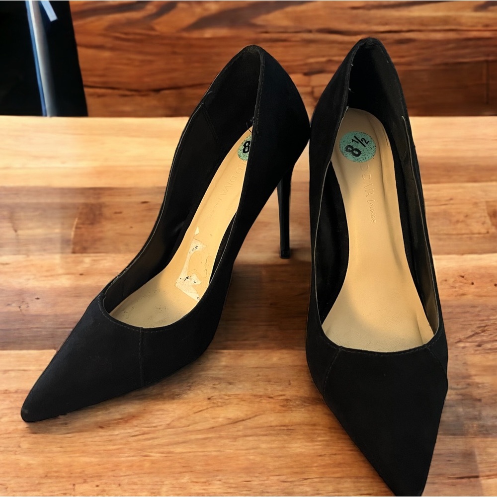 Wild Diva Lounge | Black Heels | All Man Made Materials | size 8.5